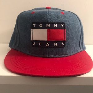 Tommy Hilfiger Snapback Hat